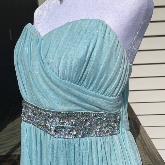 Strapless Party Dress for Juniors by My Michelle - Picture 5 of 17